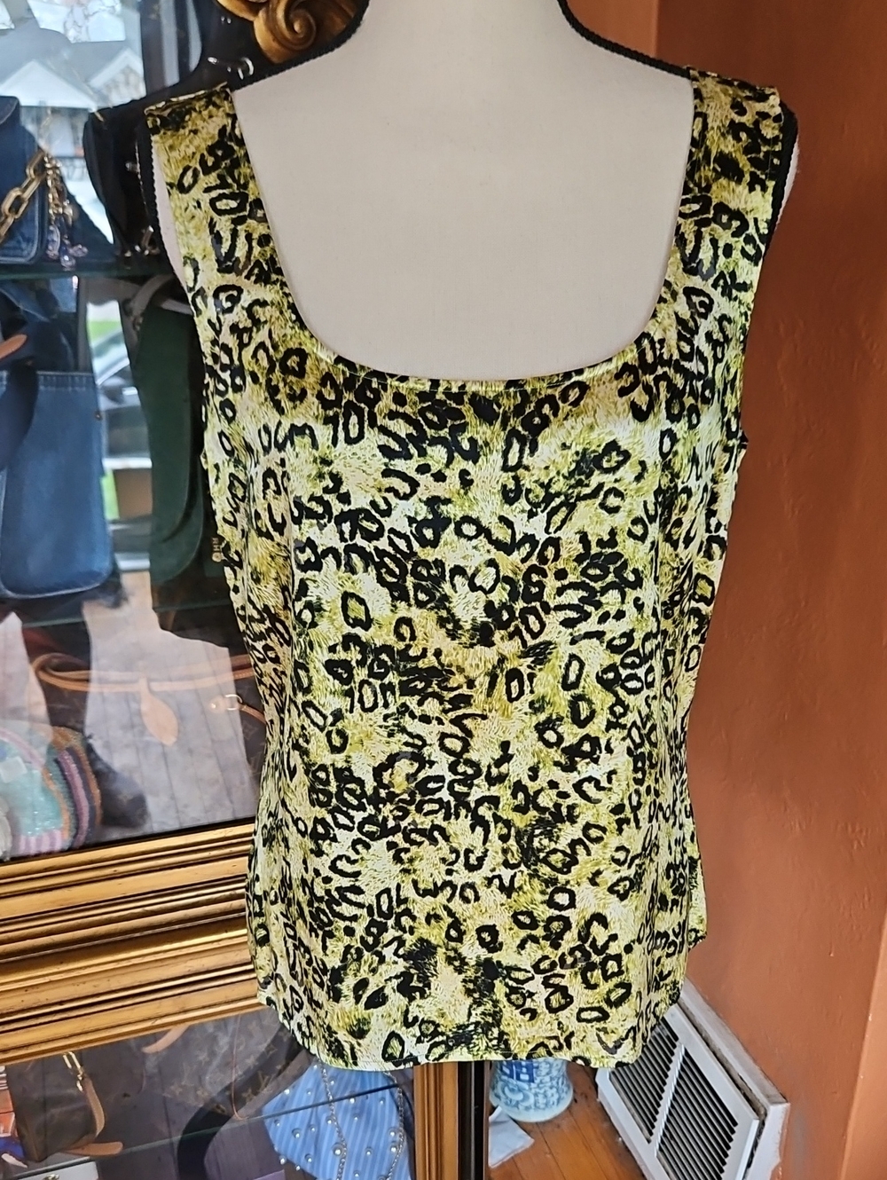 St. John Green and Black Animal Print Scoop Neck Tank